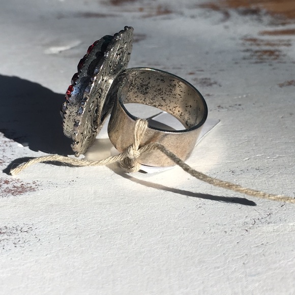 Handmade Rhinestone Ring - Picture 3 of 4